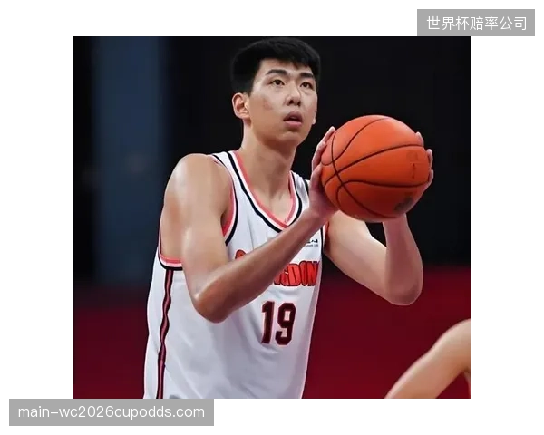 广州队因财政问题放弃买断徐昕，球队核心崔永熙转投广东宏远。